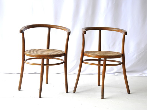 Chaises vintage en bois courbé avec sièges en rotin par Joseff Hofmann