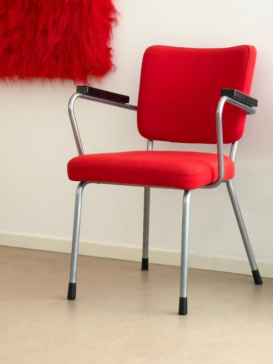 Image 1 of Gispen | armstoel nr 352 / 1271 | Ch. Hoffman | Kvadrat Tonus | bureaustoel | rood 