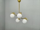 Lampadario regolabile in ottone stile Art Déco con paralume in vetro opalino, anni '30.