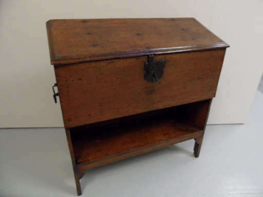 Cassapanca antica in rovere