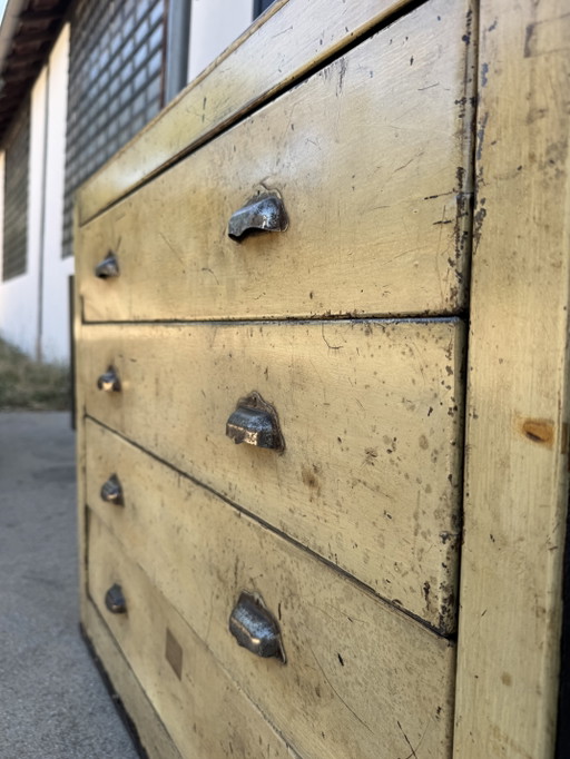 Muebles de taller de hierro y madera de la década de 1940. – ladekasten, Iron, Wood (photo 2 of 15)