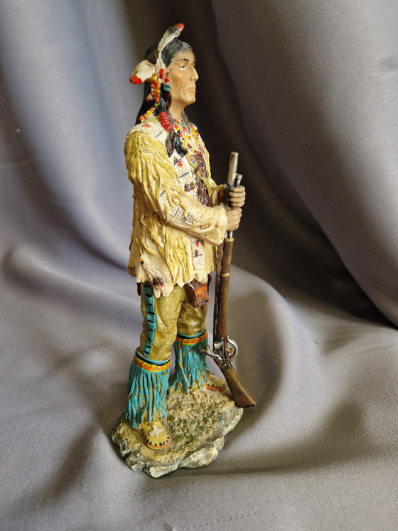 Image 1 of Statue amérindienne 21 cm