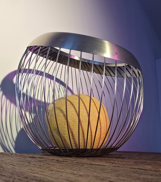 Image 1 of Classico del design: cestino/fruttiera in filo metallico Cromargan di WMF