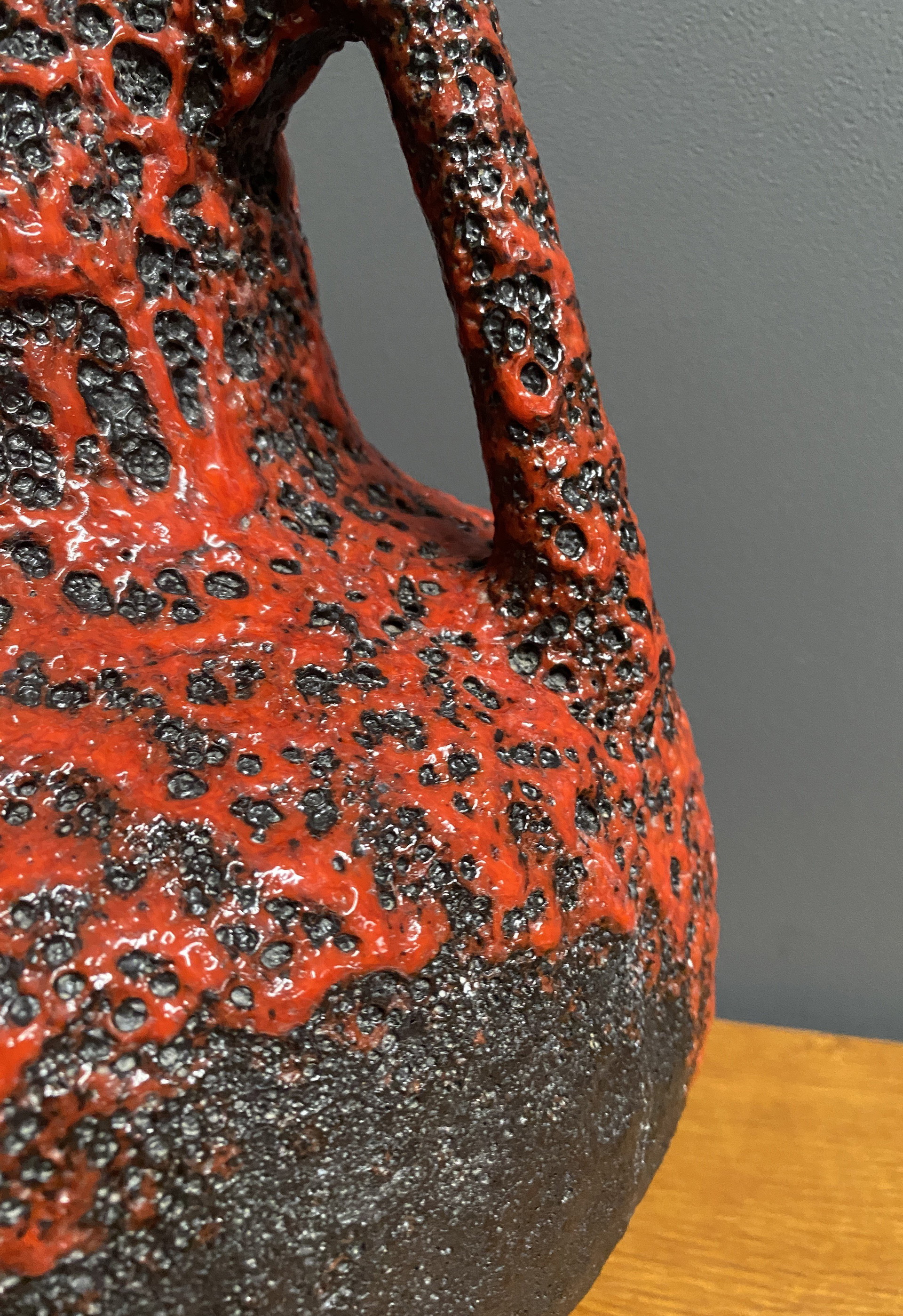 Fat Lava Vase in Red and Black West Germany Ceramics | €80 | Whoppah