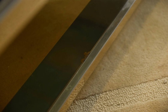 Hollywood Regency coffee table in smoked glass with mirrored framing from the 1970s. – Crystal (photo 9 of 10)