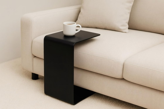 Image 1 of Tavolo da pranzo minimalista in acciaio - Design moderno in forma di C