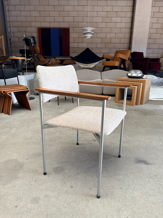 't Spectrum Armchair, Gijs van der Sluis – Metal, Textile (photo 2 of 11)