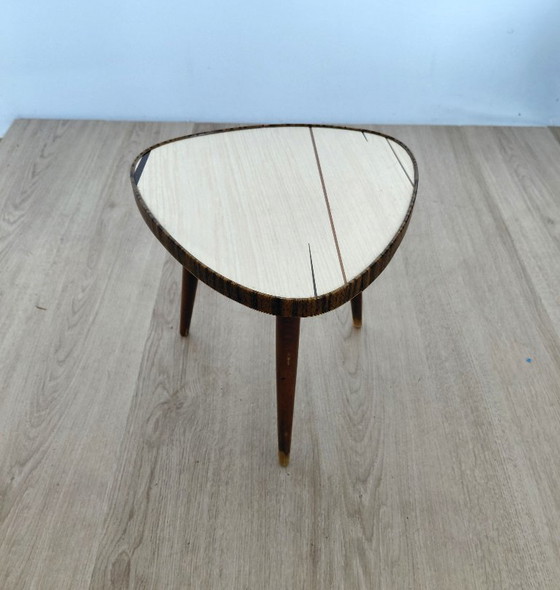 Image 1 of Separate fifties side or plant table