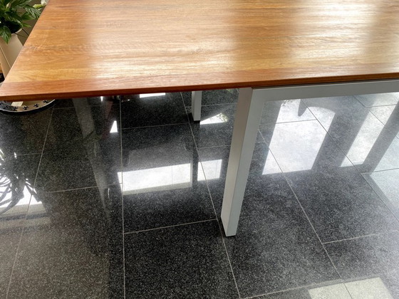 Image 1 of Arco Graphic dining room table extendable