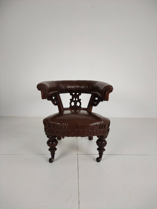 Antique Leather Armchair by Robson & Son – Carved Wood & Castors, Newcastle – fauteuils (photo 2 of 11)