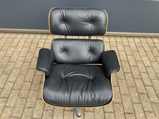 Herman Miller USA Eames Lounge chair 70’s limited edition