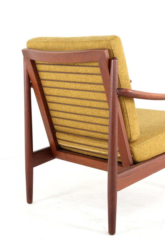 Image 1 of Vintage fauteuil  'Bamberg' nieuw gestoffeerd