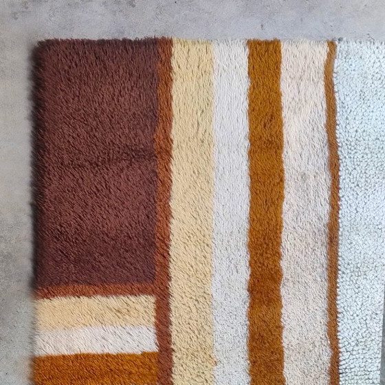 Image 1 of 1970s Museum-Grade Avant-Garde Wool Rug The Epithet of Space Age Luxury. Made in Italy