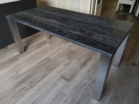 Image 1 of Designertisch aus schwarzer Eiche mit weißer Maserung