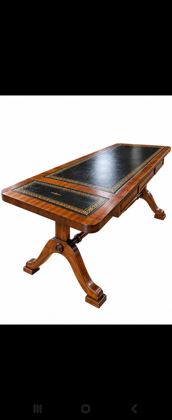 Classic English Coffee Table 'RAC Royal Antique' – Drop-leaf – Wood (photo 3 of 7)