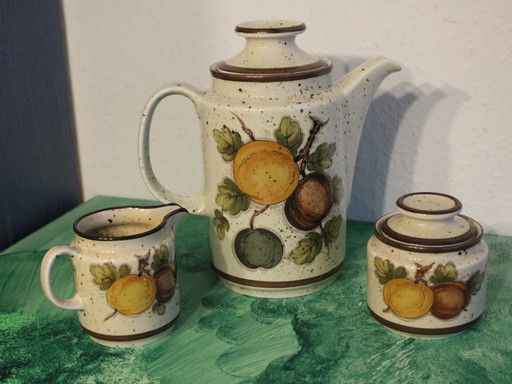 Kernstück bestehend aus Kaffekanne Sahnekännchen Zuckerdose Keramik WINTERLING KARINA Kirchenlamitz BAVARIA Vintage aus den 70er