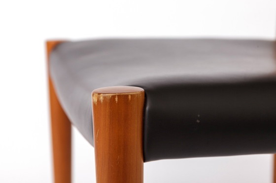 Image 1 of 1 van 6 Vintage Duitse eetkamerstoelen van Lübke, jaren 70, beukenhout en zwart kunstleer (maximaal 6 beschikbaar)