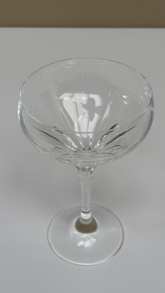Image 1 of 4 coupes à champagne vintage / verres à cocktail en cristal à motif étoile