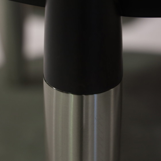 Image 1 of Table d'appoint Giorgetti Roi