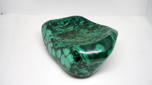 Vintage ashtray/trinket dish in polished natural malachite, circa 1970