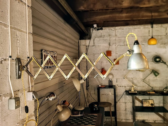 Image 1 of Lampada a fisarmonica Mazda Francia Vintage 1940