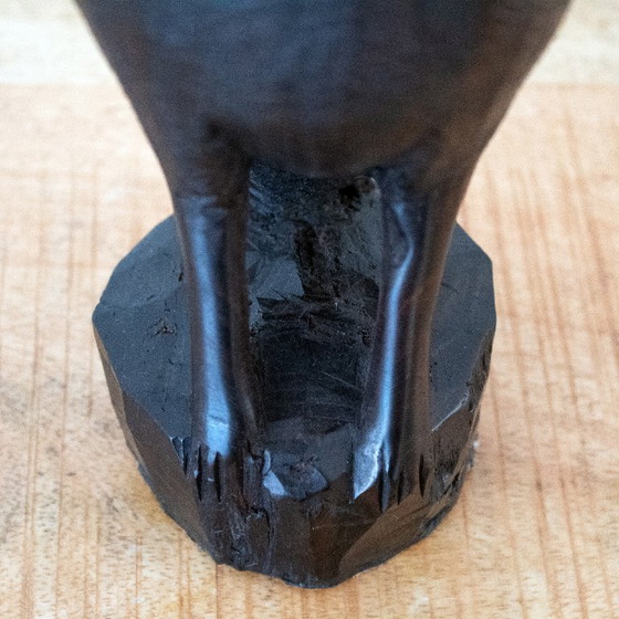 Alta statuetta vintage di gufo in legno duro intagliata a mano, arte Makonde – Oggetti decorativi, Wood (photo 8 of 9)