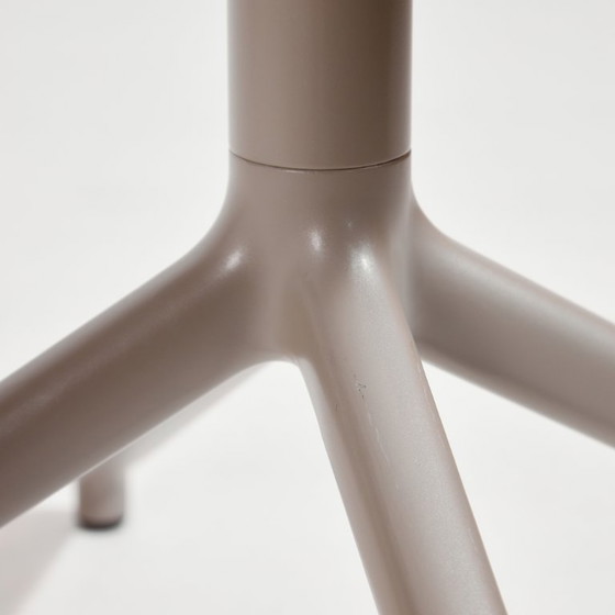 Image 1 of MK10515 Silla lateral de fibra de Iskos-Berlin para Muuto