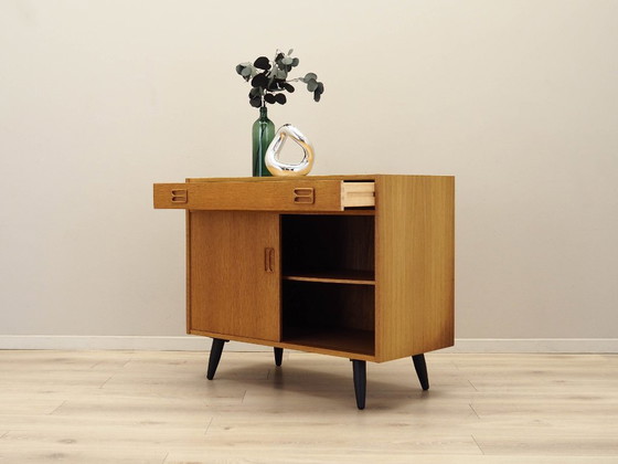 Image 1 of Mueble de fresno, diseño danés, década de 1960, fabricación: Dinamarca