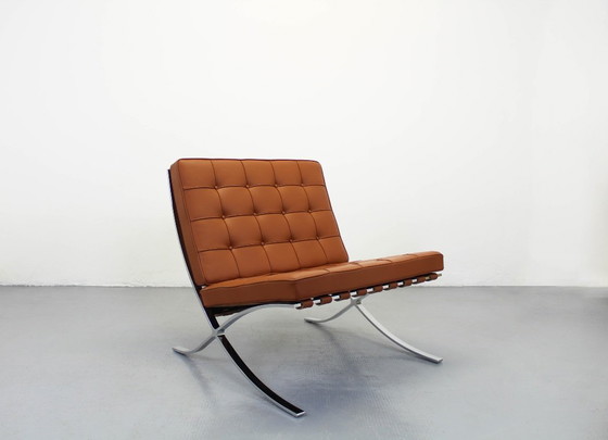 Image 1 of Barcelona Knoll Brown Tobacco Leather Mies Van Der Rohe Knoll Seats