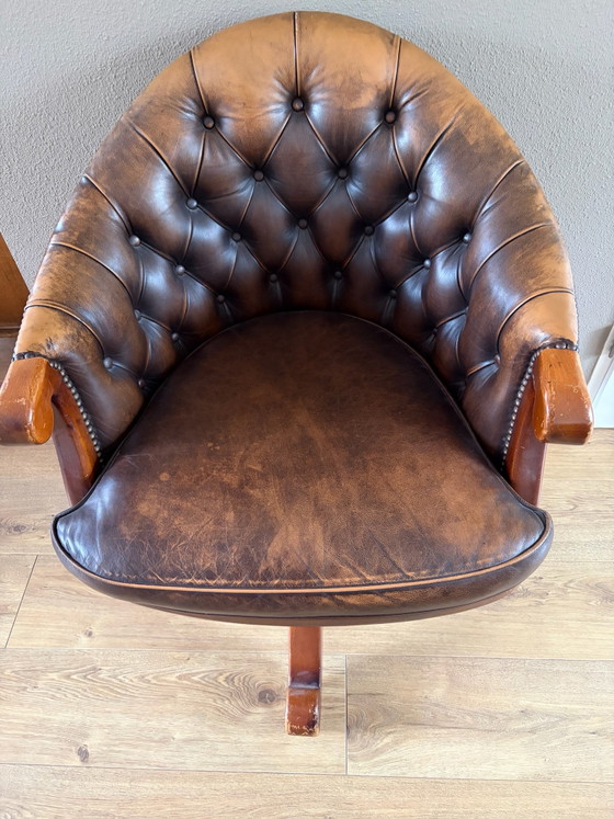 Vintage Antique Leather Chesterfield Swivel Office Chair, Swivel chairs, Metal, Brown (photo 5 of 9)