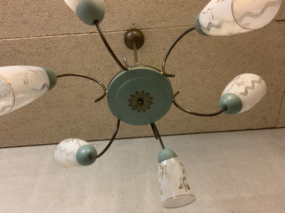 Image 1 of Vintage kroonluchter jaren vijftig ook wel Spider hanglamp genoemd.