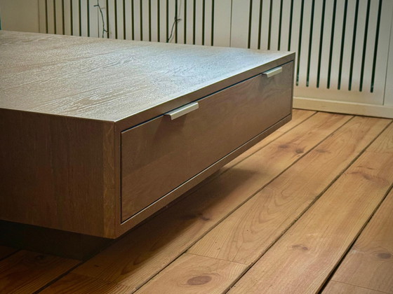 Beautiful solid wood coffee table, Floating block design in brutalist style (100 x 100 cm), Metal, Brown (photo 2 of 8)