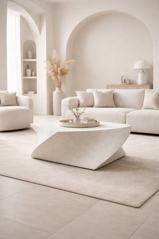 Image 1 of Salontafel "Monolith" van gewaxt beton