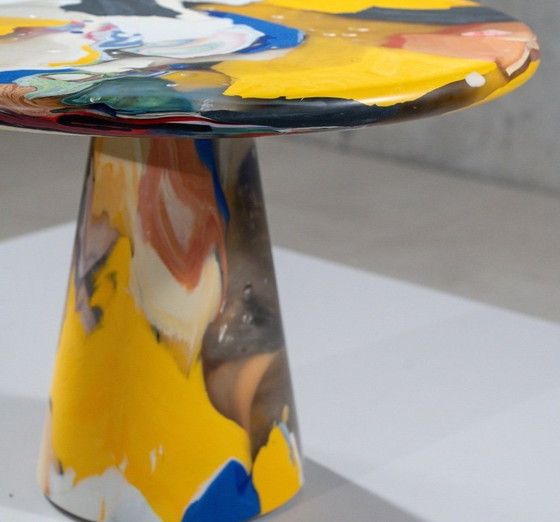 Image 1 of Tavolino laterale con contenitore per fusione