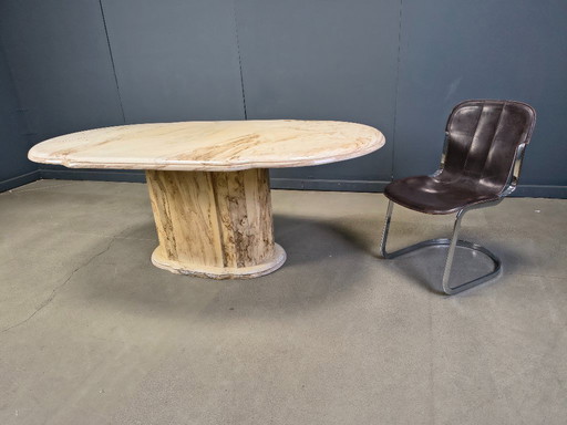 Tavolo da pranzo ovale in marmo vintage, anni '70