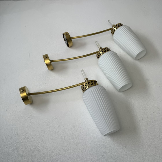 Image 1 of Set van 3 Vintage Opaline Wandlampen