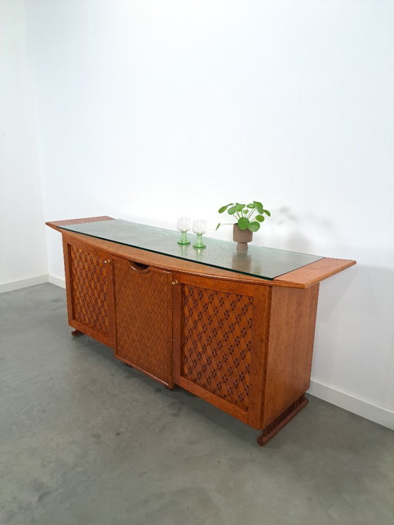 Image 1 of Bar dressoir met uitschuifbare bar en glazen blad