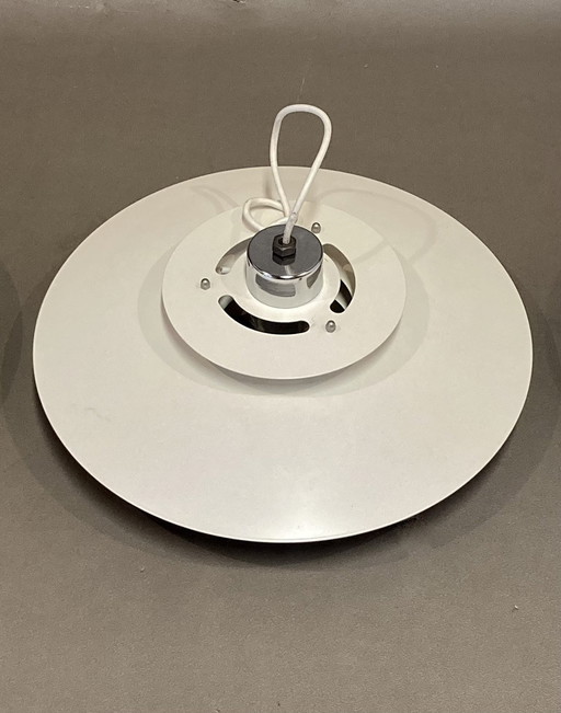 Scandinavian Design Metal Hanging Lamp