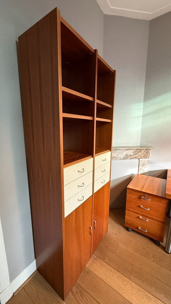 Image 1 of Arredamento completo dell'ufficio (domestico)