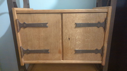 Vintage brutalist kast 
