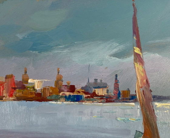 Image 1 of Peinture à l'huile originale représentant un paysage urbain fluvial avec des bateaux au clair de lune