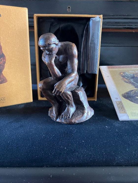 Image 1 of 18 figurillas de bronce, obras maestras de la escultura.