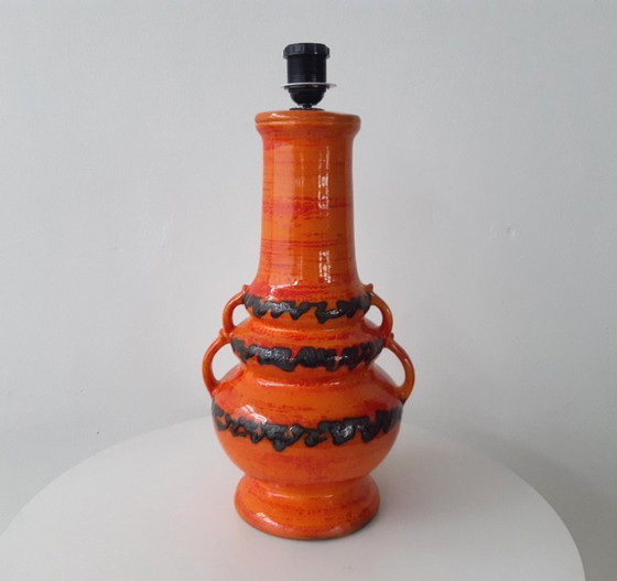 Image 1 of Grote vintage oranje keramieken tafellamp, vintage/retro fat lava lampenvoet met nieuwe handgemaakte lampenkap van originele vin