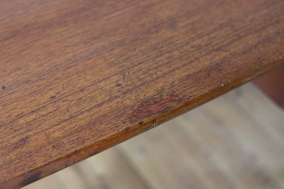 Image 1 of Klein vintage Scandinavisch teakhouten bureau uit de jaren 60.