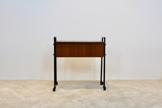Niederländischer Teak Sammlerschrank und Nähtisch, Aufbewahrungsschrank, Holz, Metall, Schwarz, Vintage (Foto 5 von 13)
