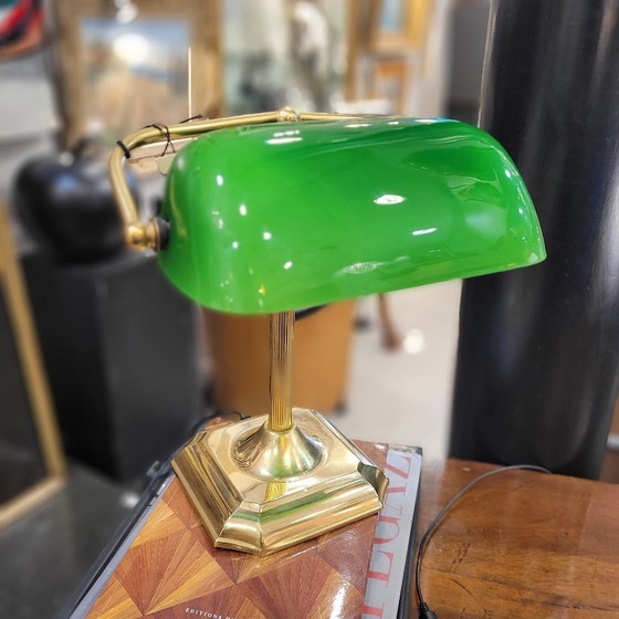 Image 1 of Tafellamp / bankierslamp, verguld messing en glas, vintage, jaren 70 – Spanje