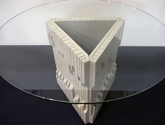 Image 1 of Table "Norman" de Luciano Frigerio en bois massif laqué