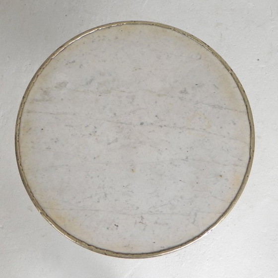 Image 1 of Mesa de bistró con patas de hierro fundido y tablero de mármol, década de 1920.