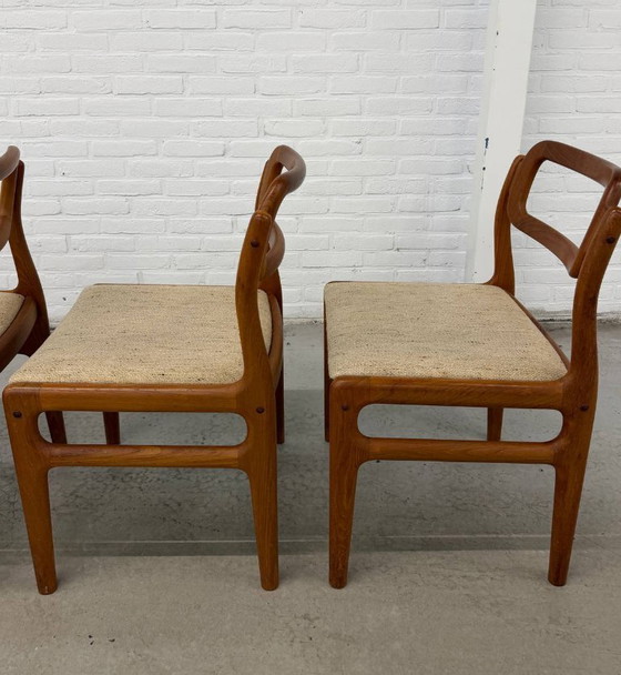 Image 1 of 6 Johannes Andersen Stühle für Uldum Møbelfabrik