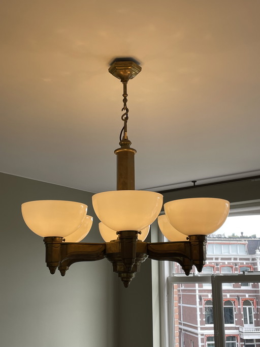 Lustre